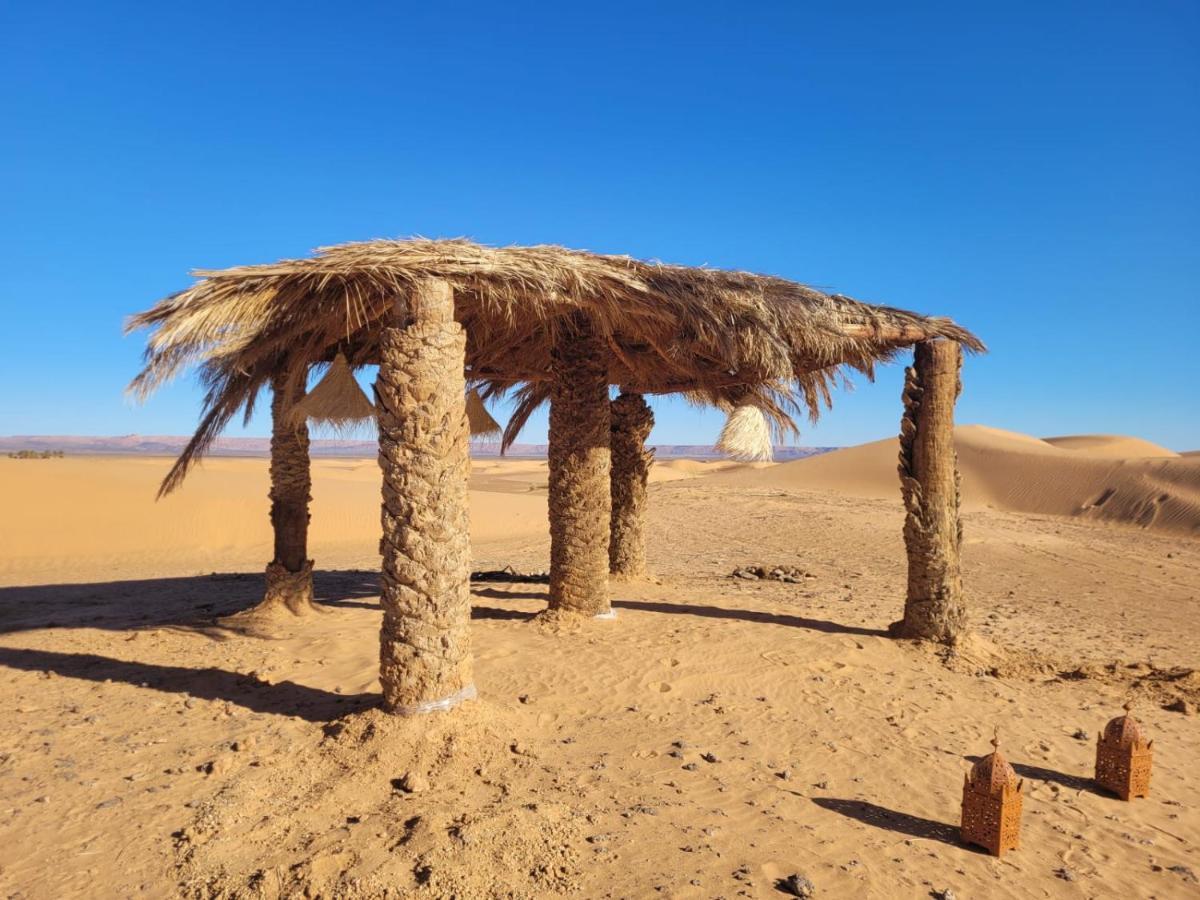 Hotel Beldi Camp à Merzouga Extérieur photo