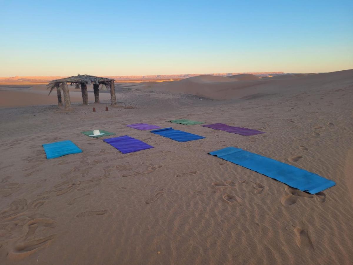 Hotel Beldi Camp à Merzouga Extérieur photo