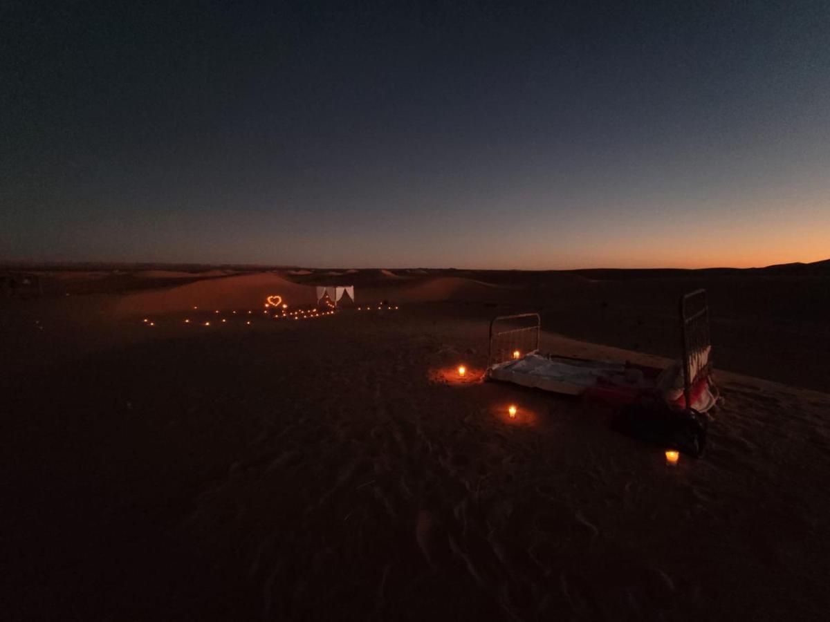 Hotel Beldi Camp à Merzouga Extérieur photo