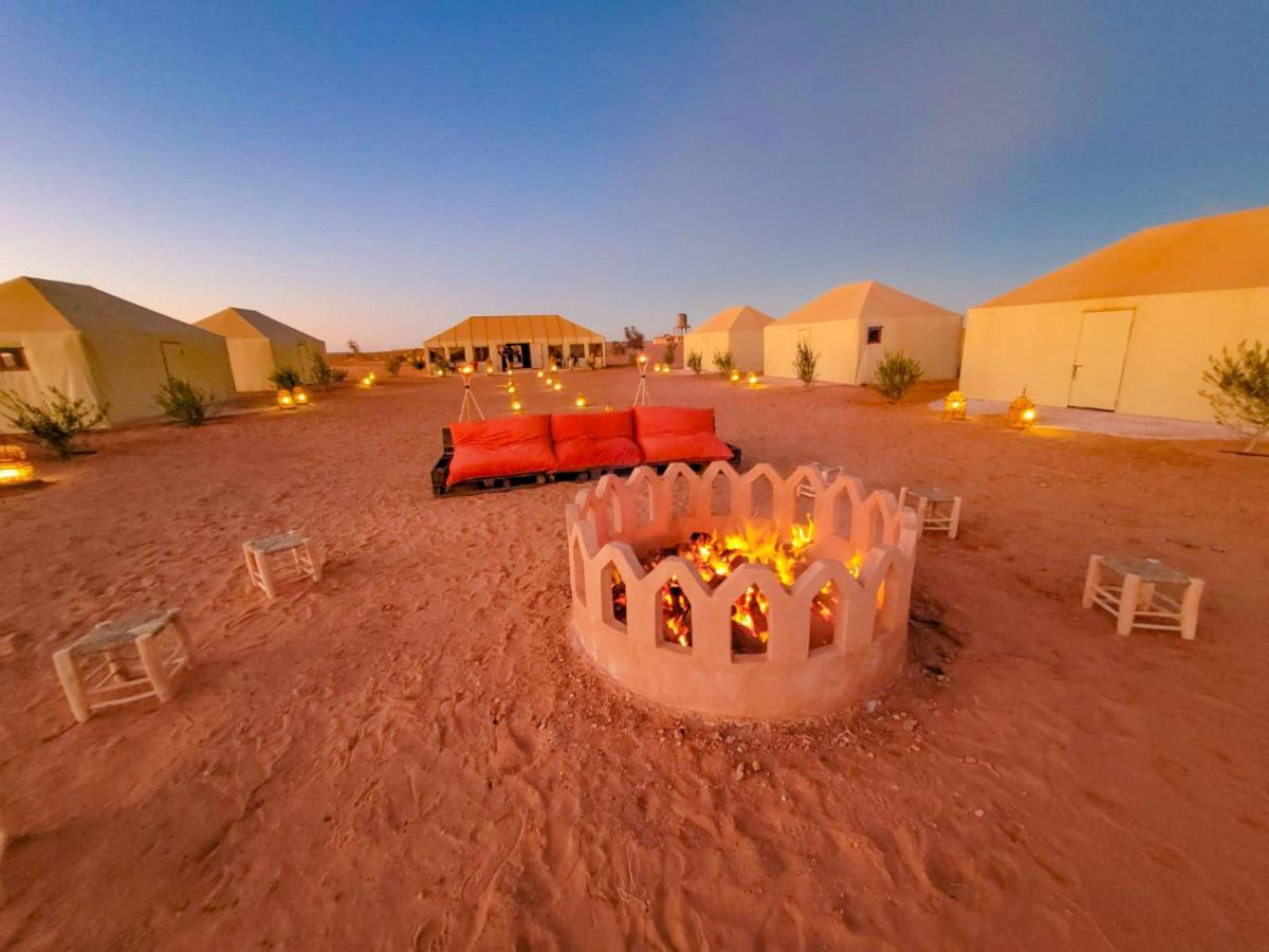 Hotel Beldi Camp à Merzouga Extérieur photo