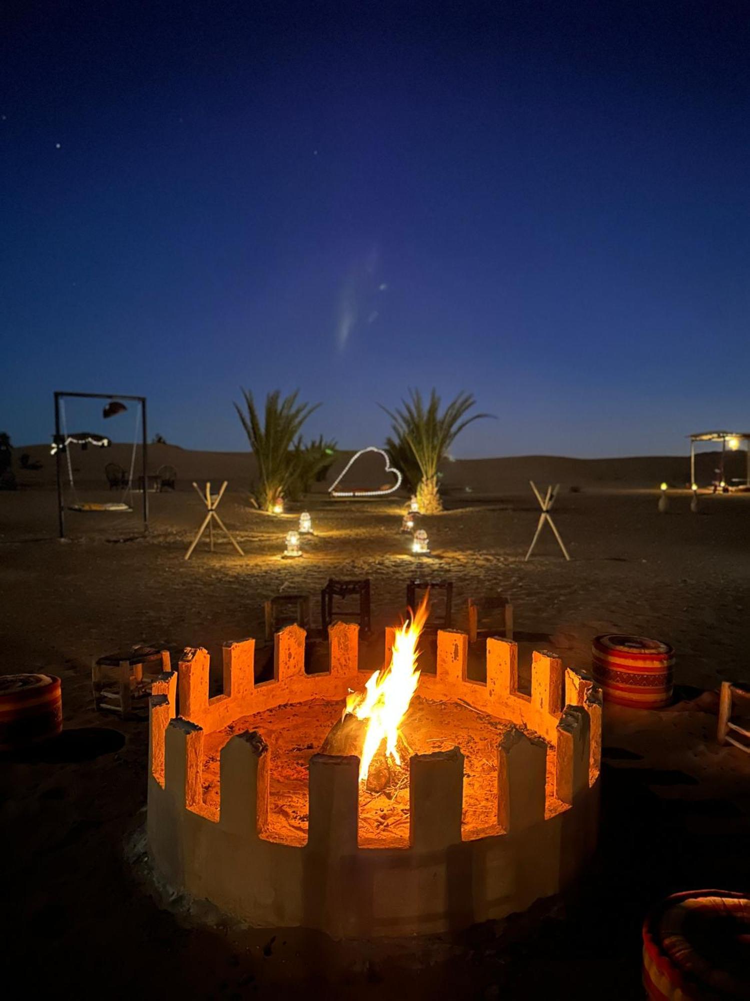 Hotel Beldi Camp à Merzouga Extérieur photo